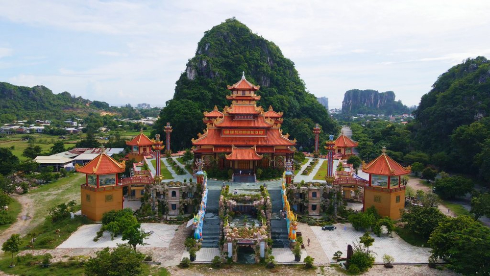 Động Quan Âm